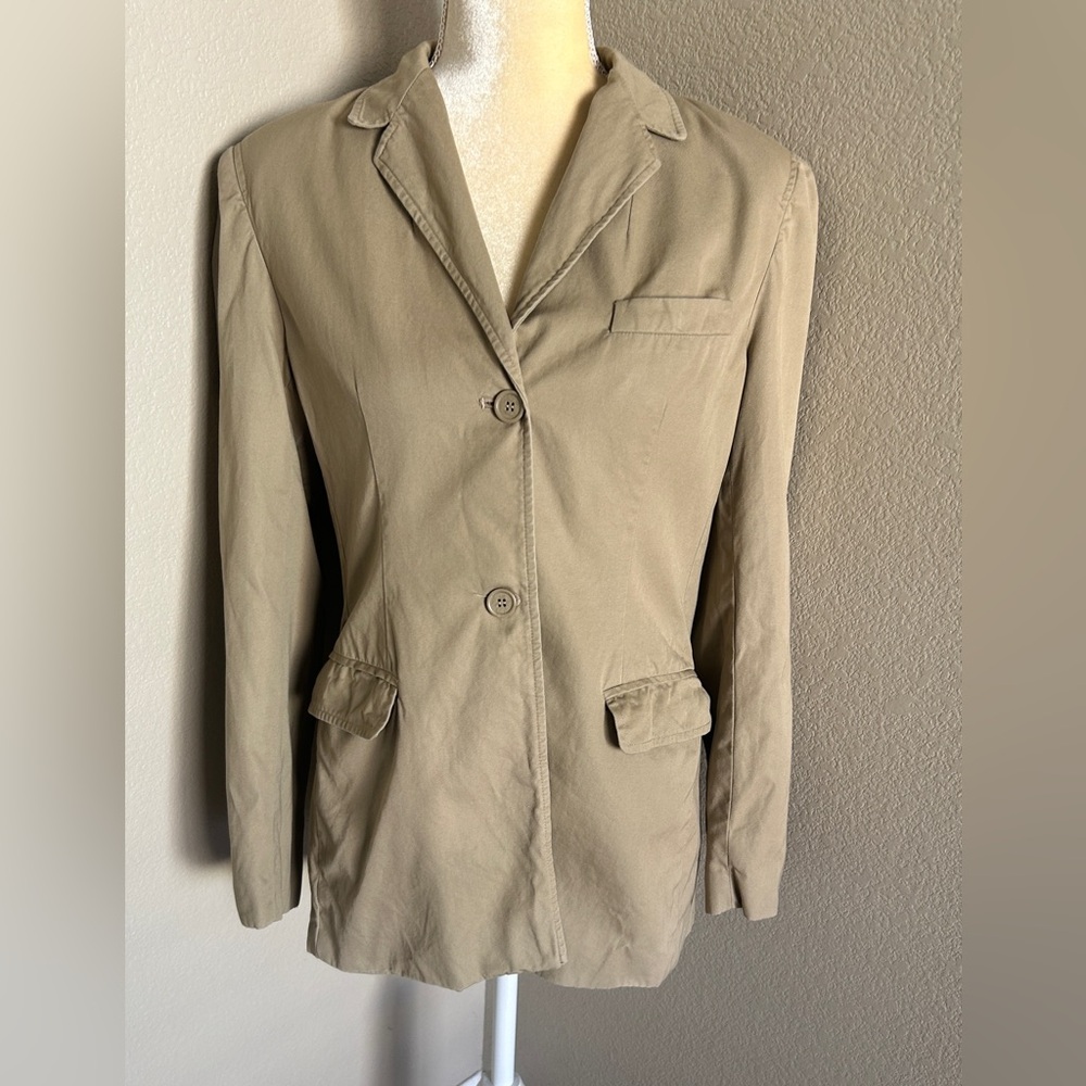 Casual Corner women Tan blazer size 8